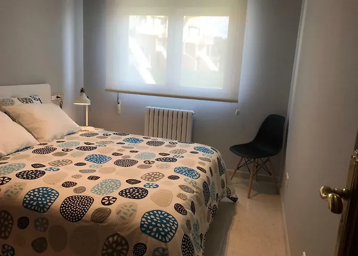 Vivienda Adosada Con Piscina Cerca De La Playa *